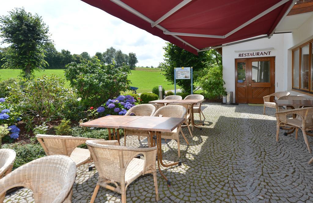 Rhoen-Hotel Sonnenhof - Restaurant & Cafe Poppenhausen Εξωτερικό φωτογραφία