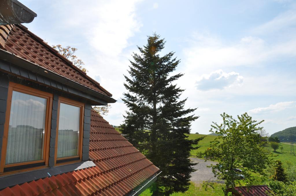 Rhoen-Hotel Sonnenhof - Restaurant & Cafe Poppenhausen Δωμάτιο φωτογραφία